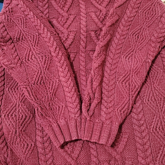 Kristin Paige Sportswear Maroon Large Cable Knit Oversize Sweater size M - Picture 4 of 7